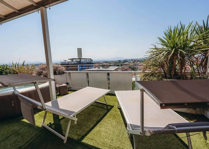 - Attico Fronte Mare