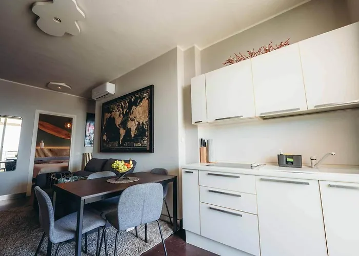 - Attico Fronte Mare Appartement *