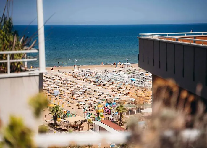 - Attico Fronte Mare